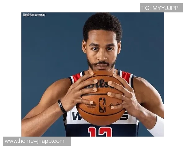 普尔上半场表现平平三分命中率低迷但罚球全中助球队保持竞争力