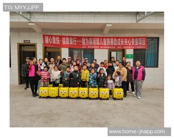 拉菲尼亚回乡举办圣诞慈善活动温暖帮助有需要的人们